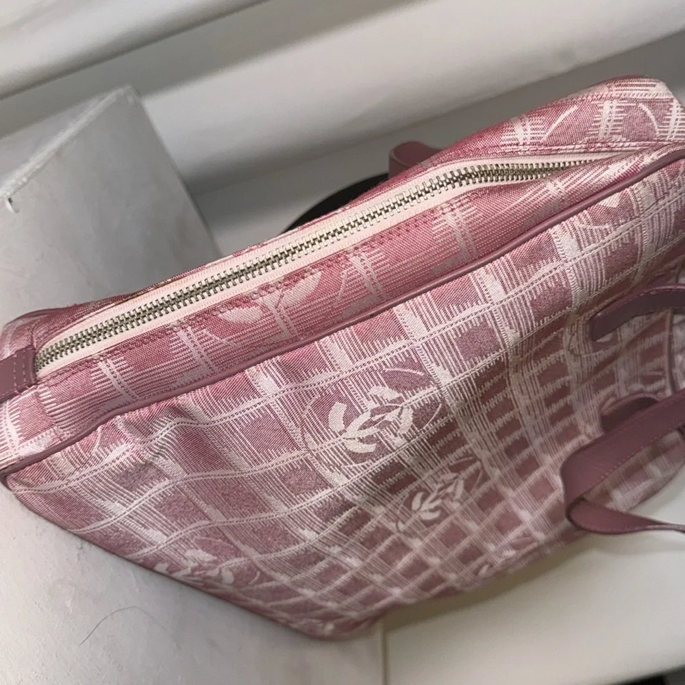 CHANEL TRAVEL BAG  ~REPAIR - Picture 3 of 7